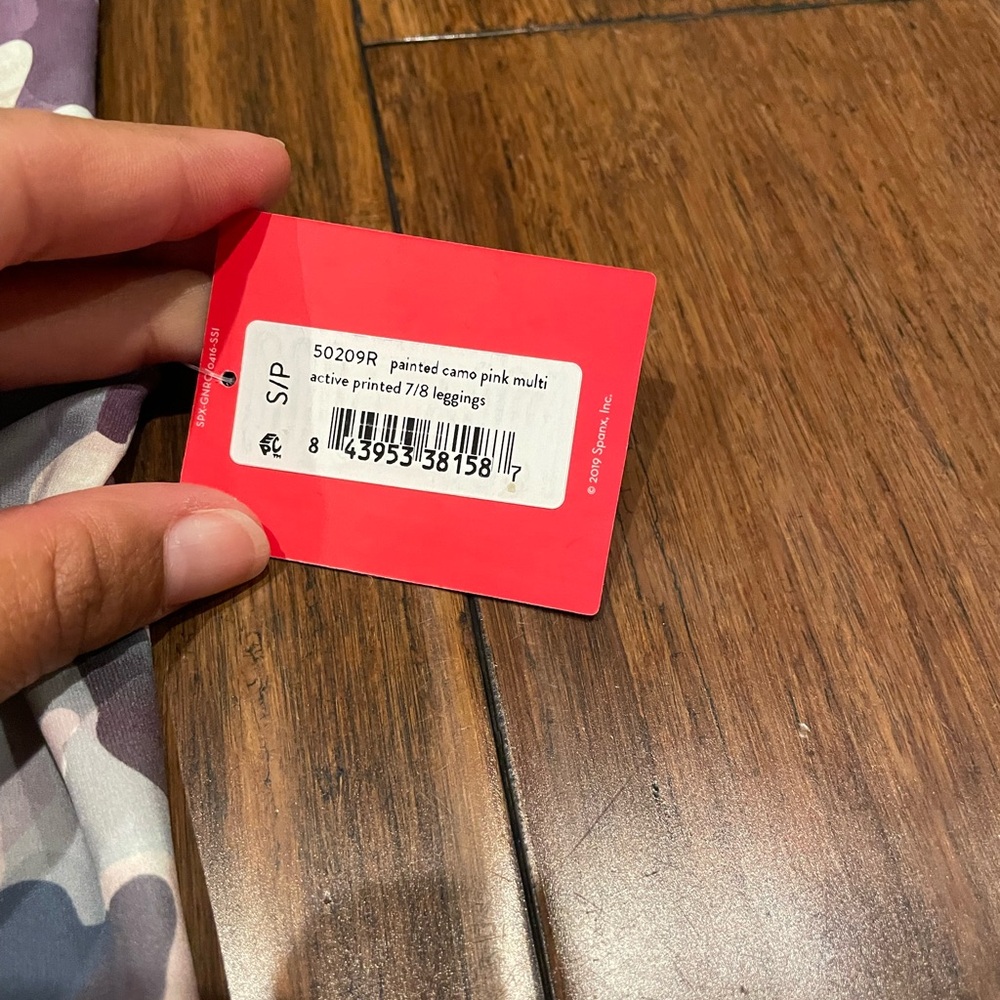 Spanx Booty Boost Active 7/8 Leggings - Picture 9 of 9